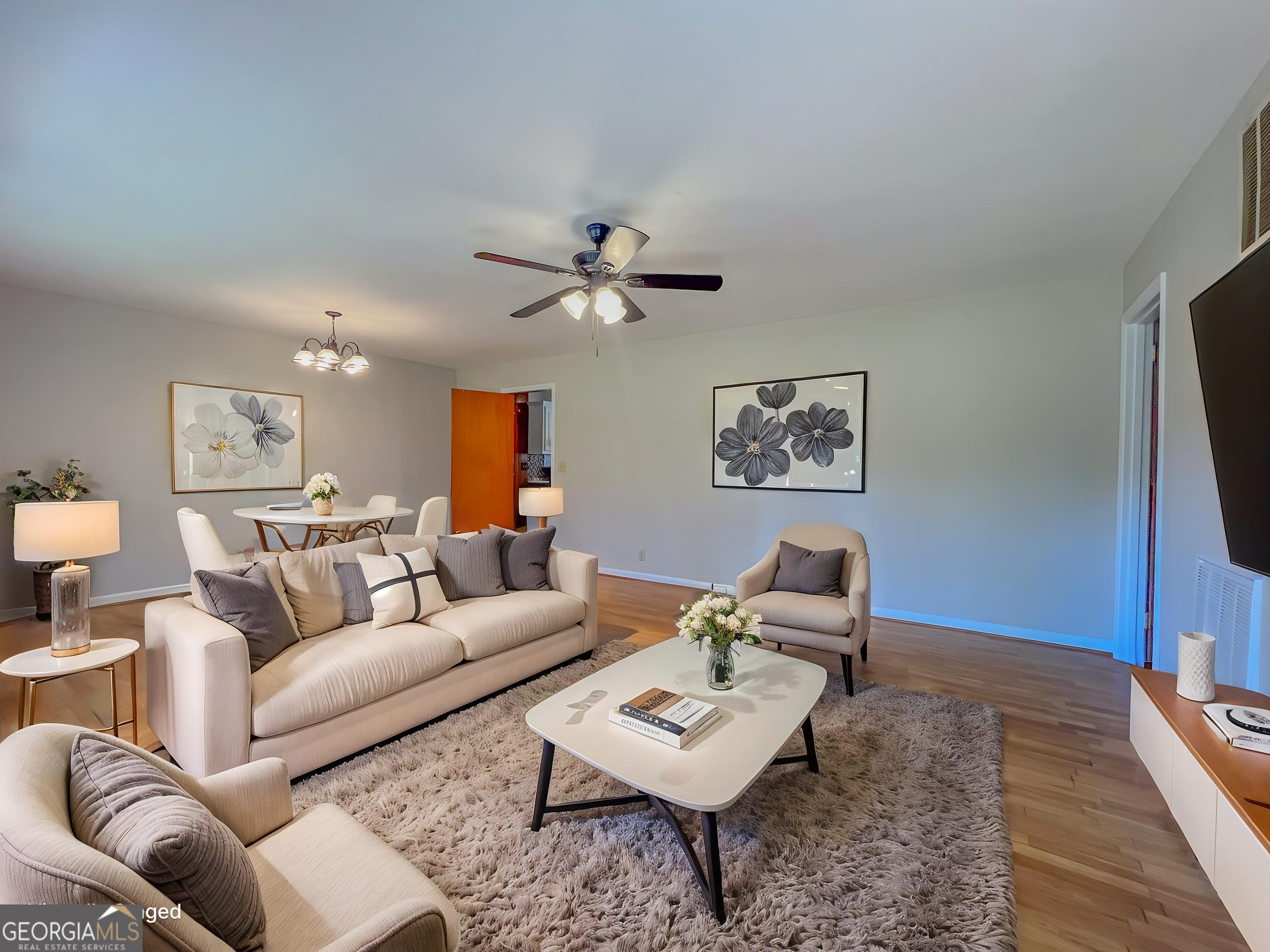 307 Brookdale Drive Property Photo 4