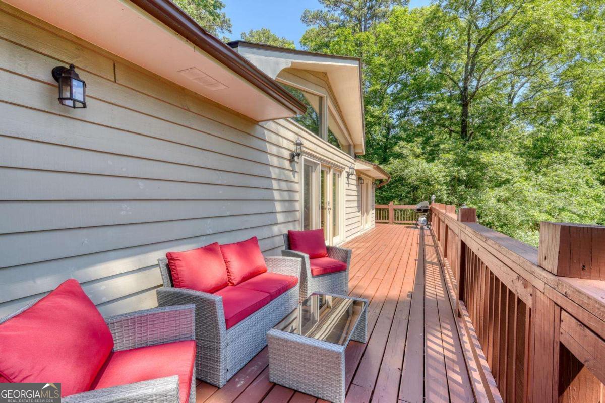 276 Lancelot Loop Property Photo 47