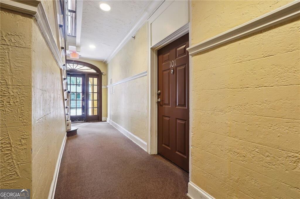 2855 Peachtree Road Ne # 101 Property Photo 2
