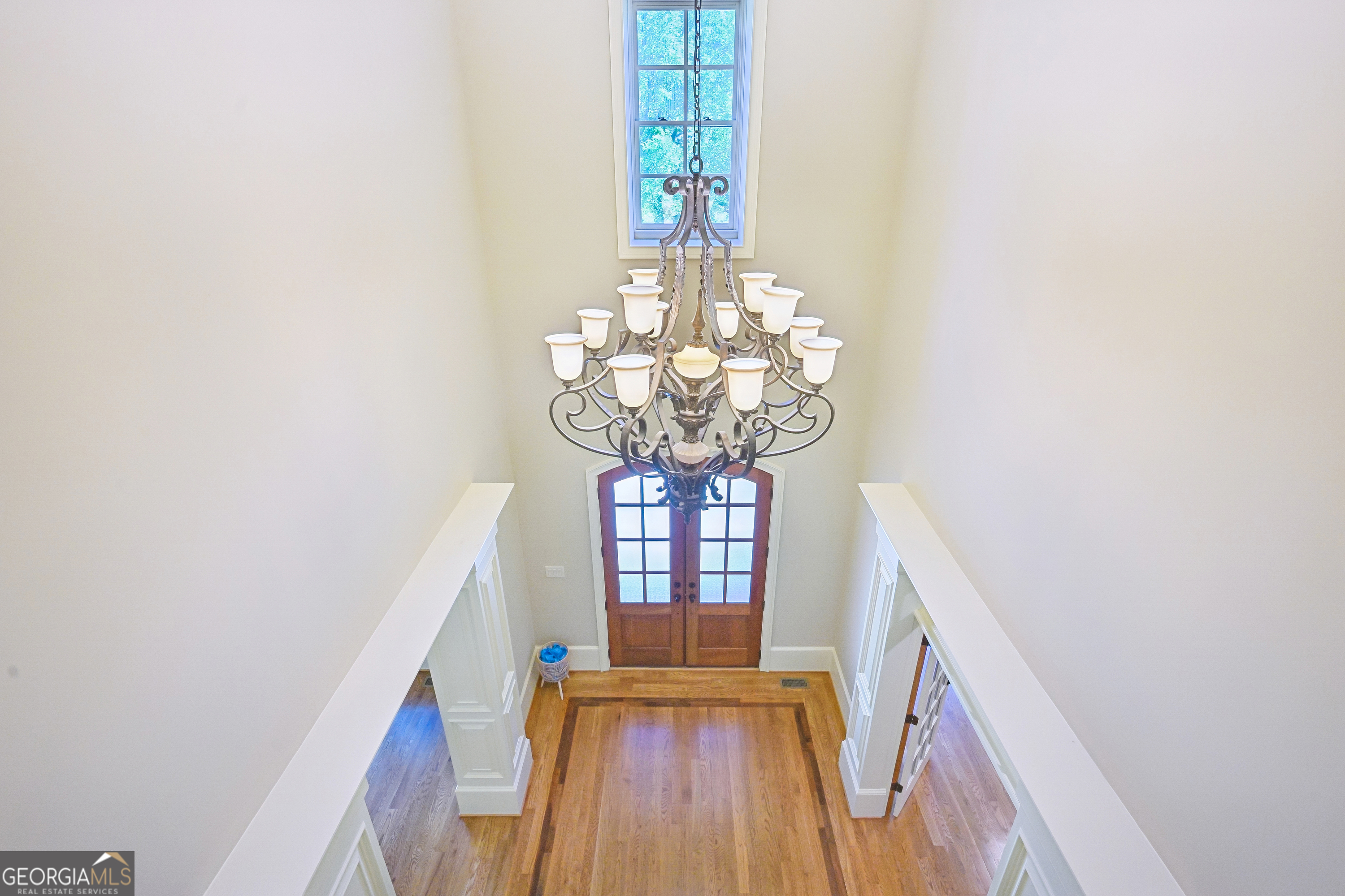 880 Crabapple Hill Property Photo 11