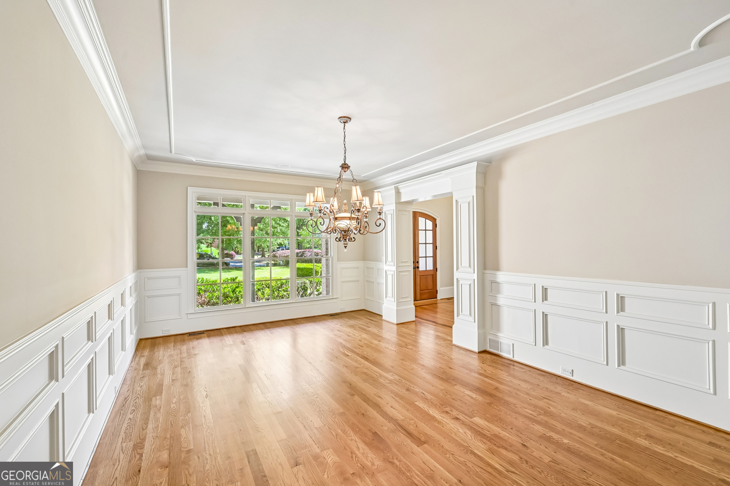 880 Crabapple Hill Property Photo 14