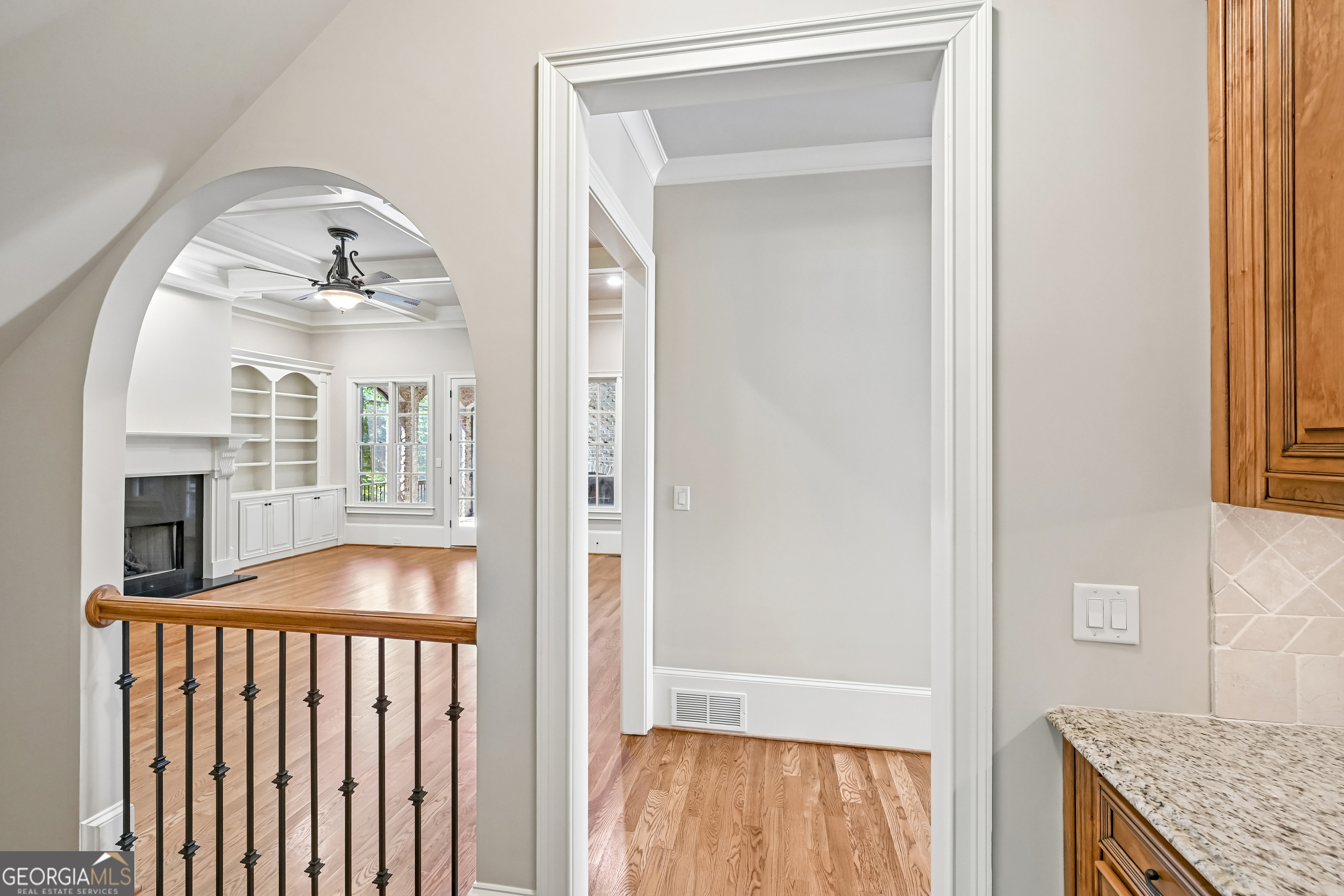 880 Crabapple Hill Property Photo 21