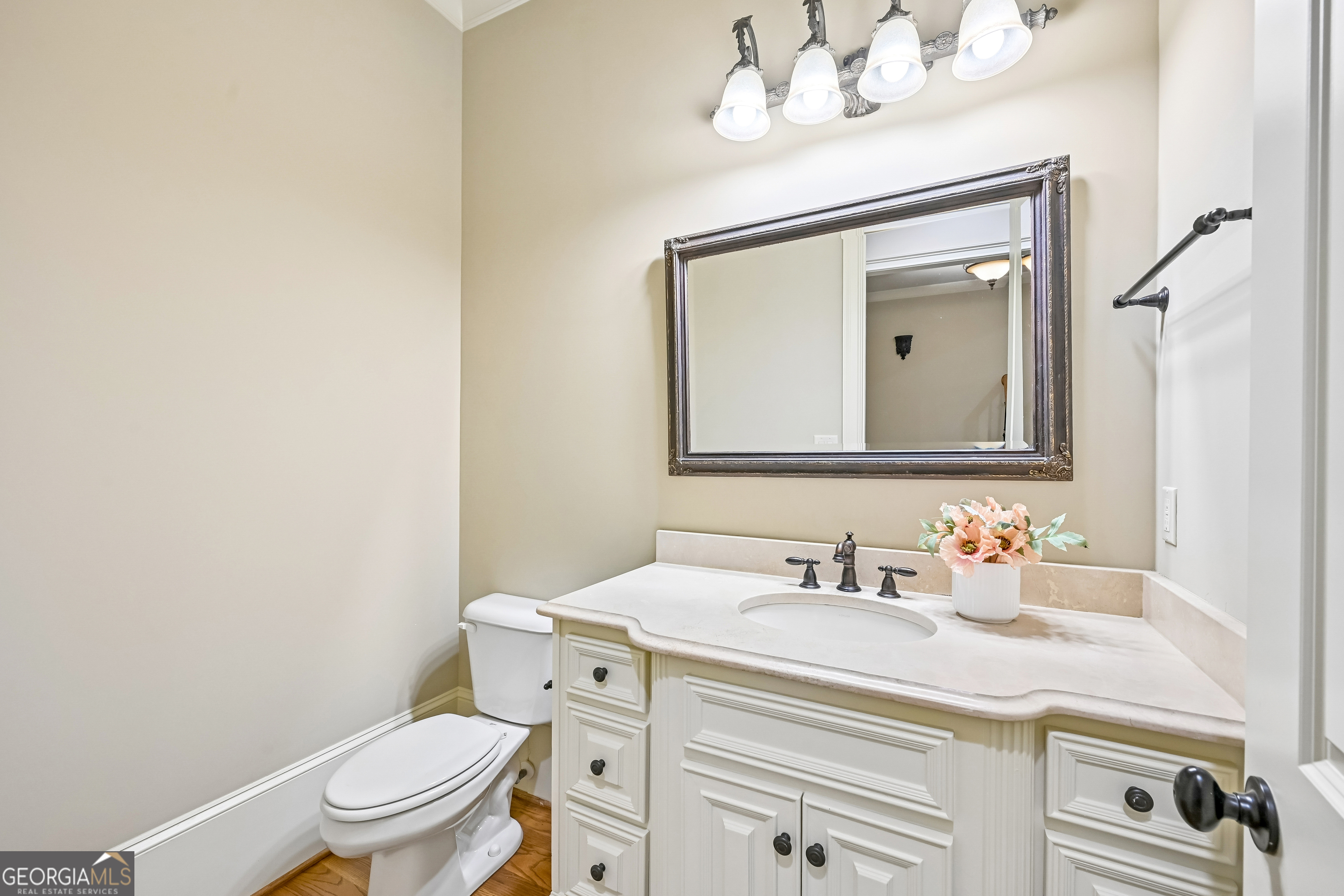 880 Crabapple Hill Property Photo 34