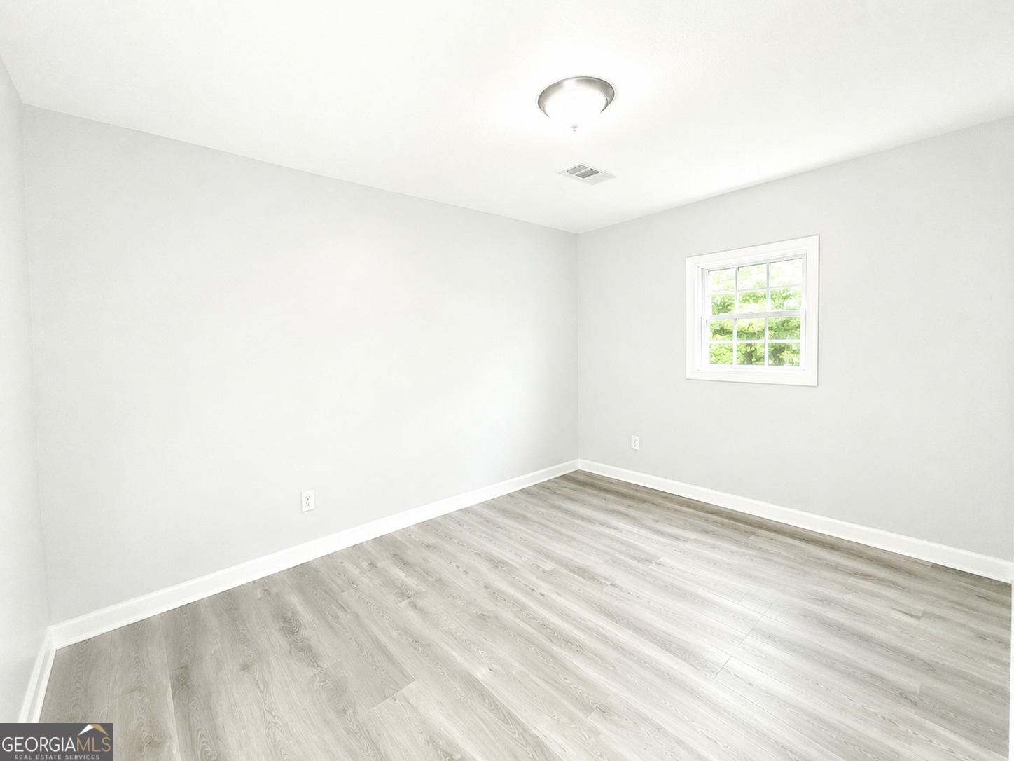 917 Garibaldi Street Sw Property Photo 7