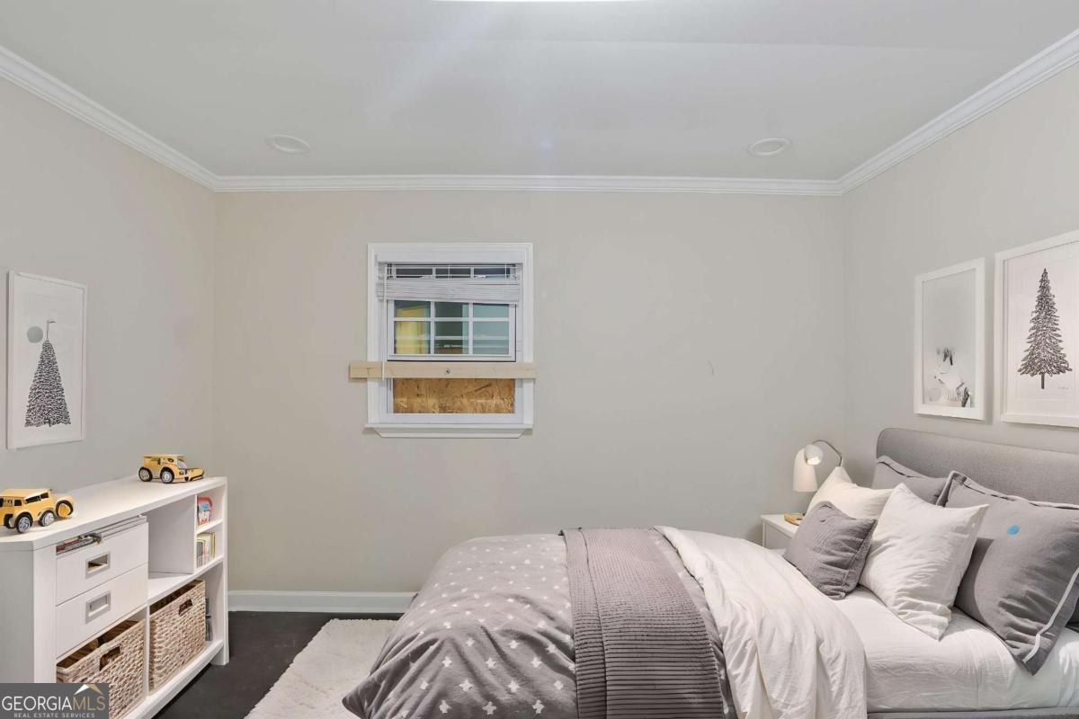 230 Argus Circle Nw Property Photo 5