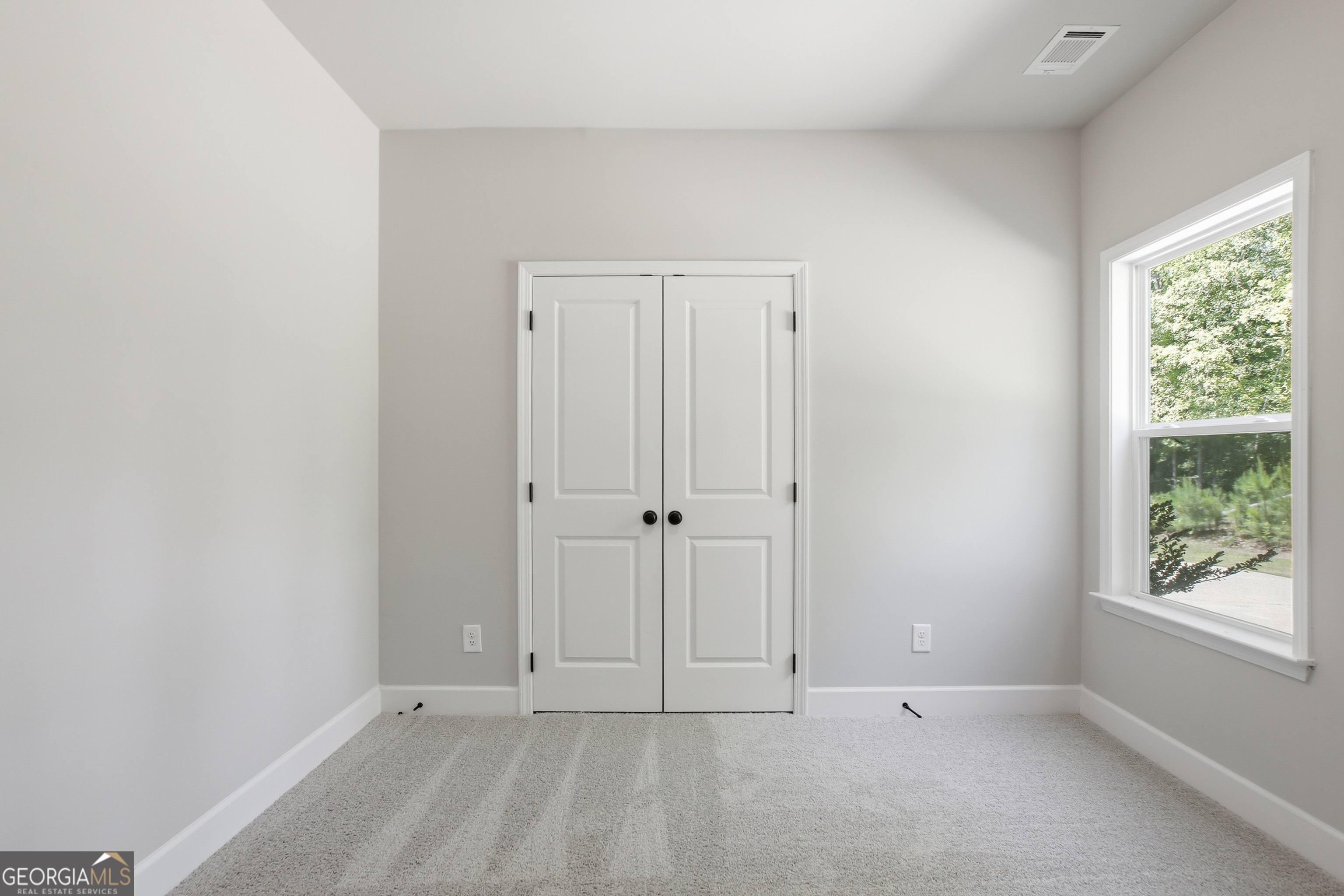 45 Hawthorn Lane Property Photo 22