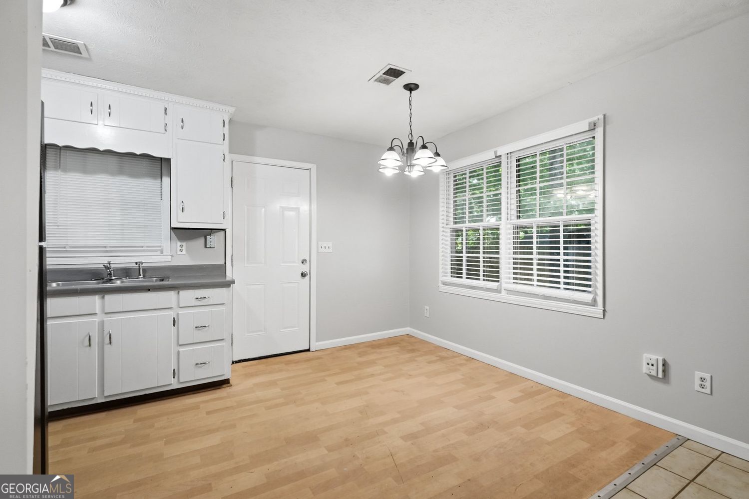 2124 Golfview Drive Se Property Photo 9