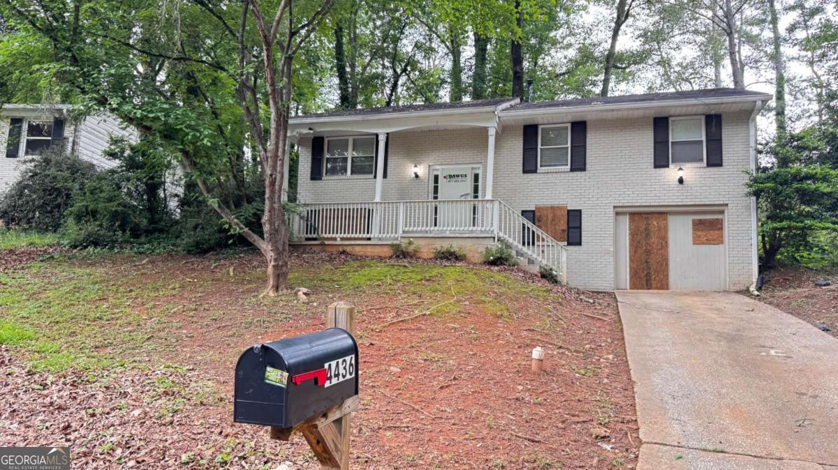 4436 Malibu Drive Property Photo 1
