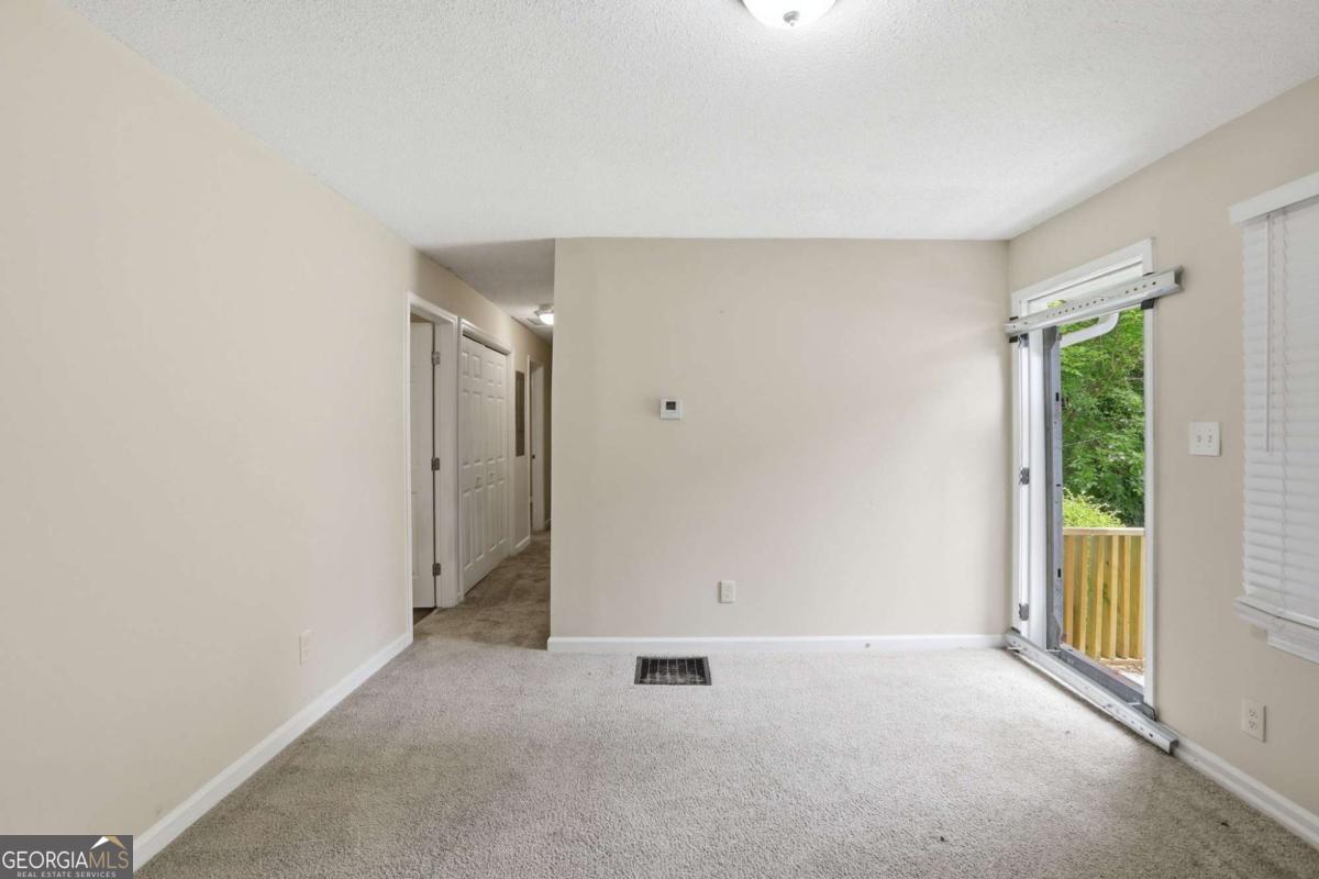914 Mercury Drive Nw Property Photo 8