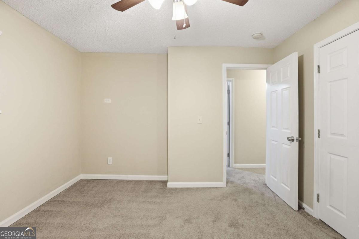 914 Mercury Drive Nw Property Photo 14