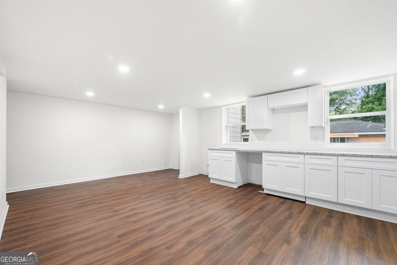1721 Hortense Place Property Photo 19