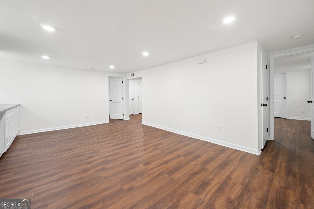1721 Hortense Place Property Photo 21