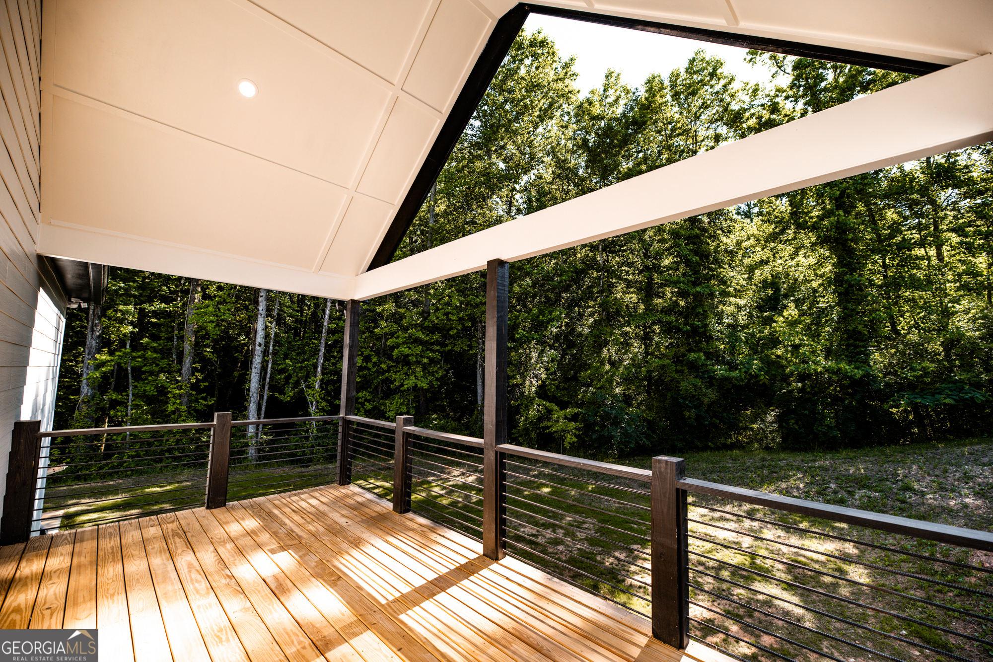 173 Frontier Road Property Photo 7