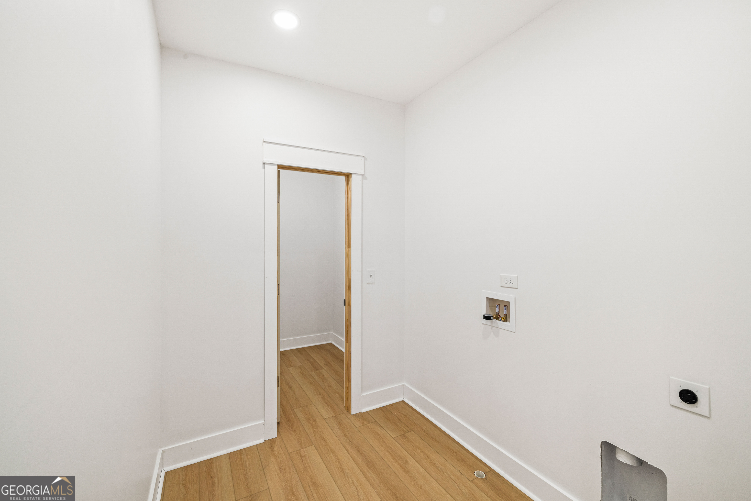 173 Frontier Road Property Photo 20