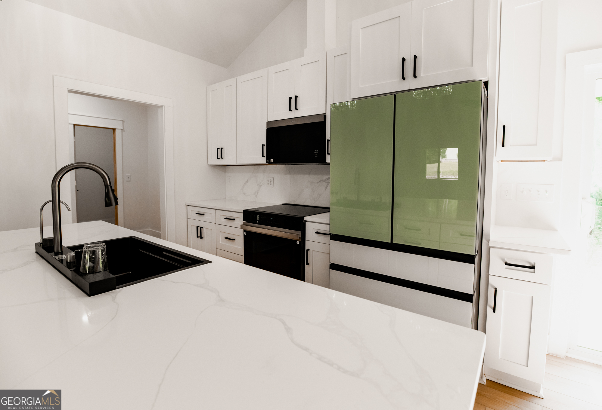 173 Frontier Road Property Photo 22
