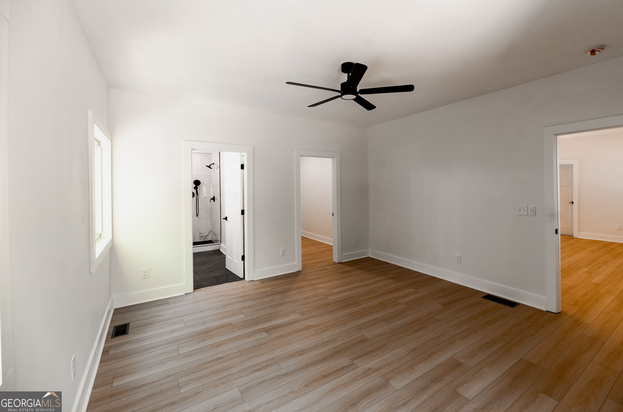 173 Frontier Road Property Photo 26