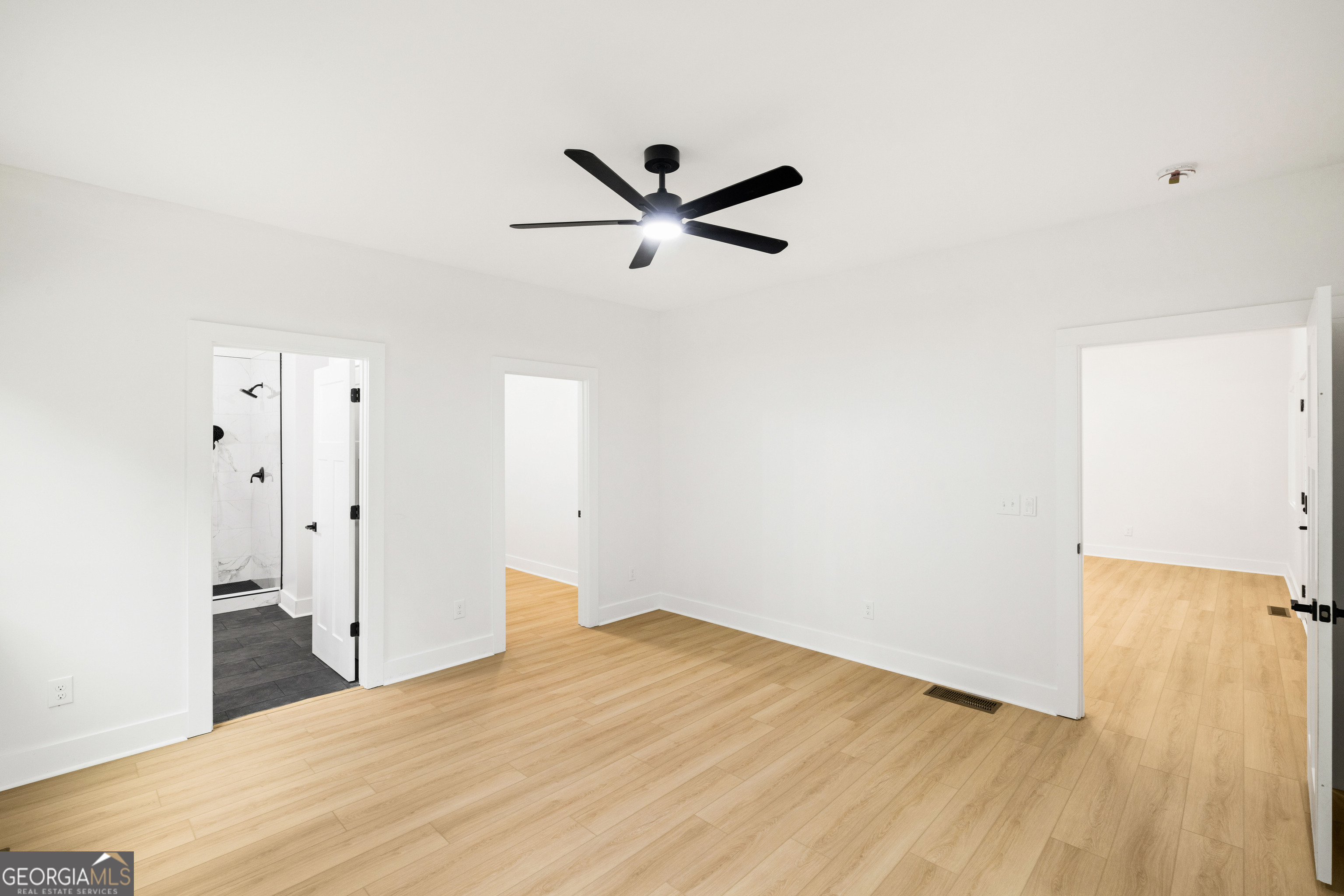 173 Frontier Road Property Photo 27