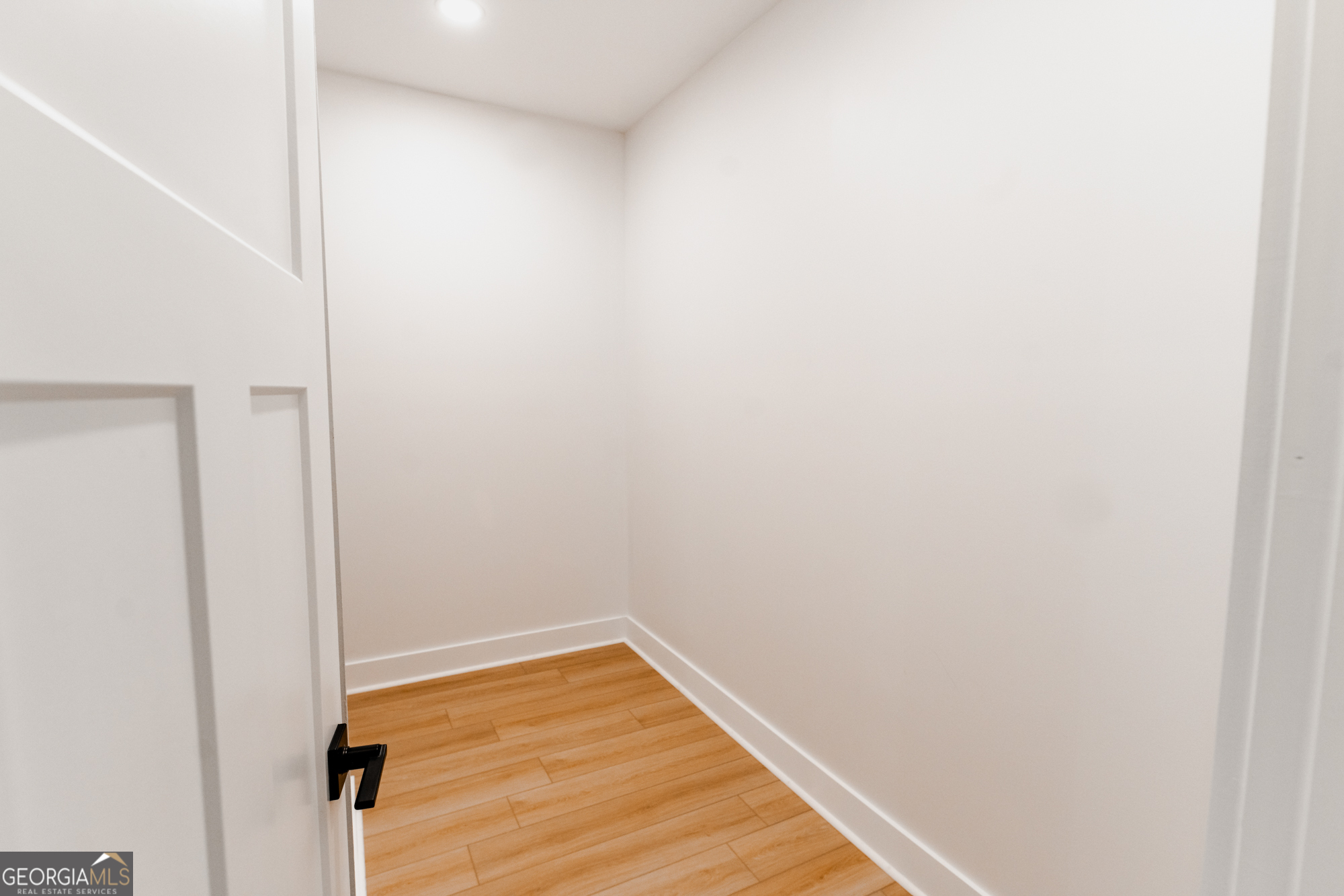 173 Frontier Road Property Photo 30