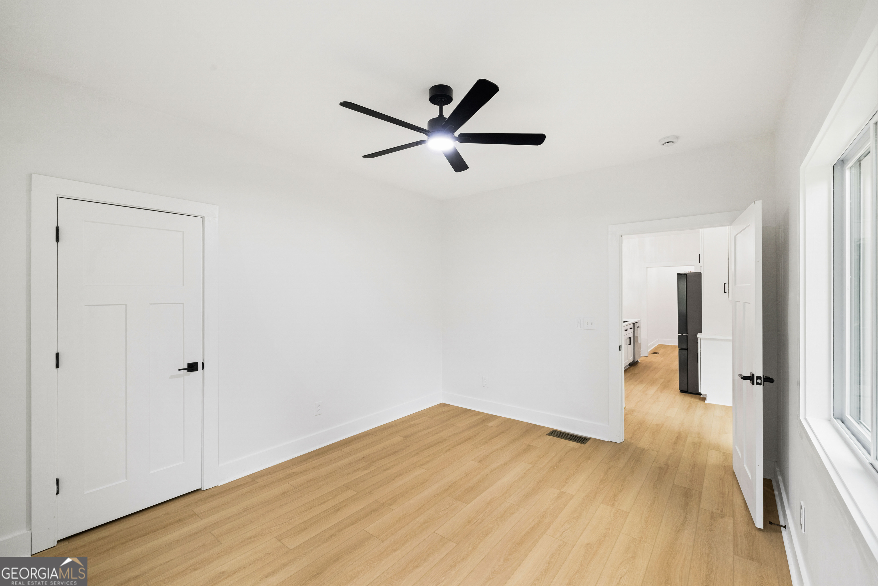 173 Frontier Road Property Photo 34