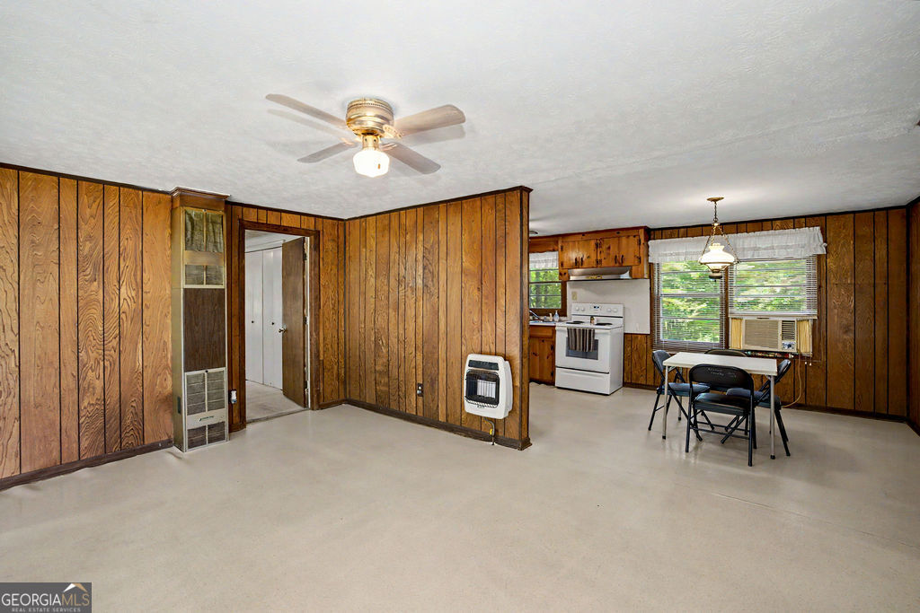 1665 Kansas Jake Road Property Photo 3