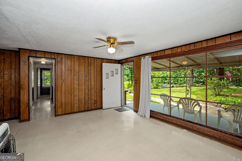 1665 Kansas Jake Road Property Photo 4