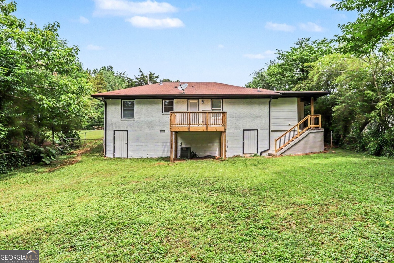 1614 Flintwood Drive Se Property Photo 6