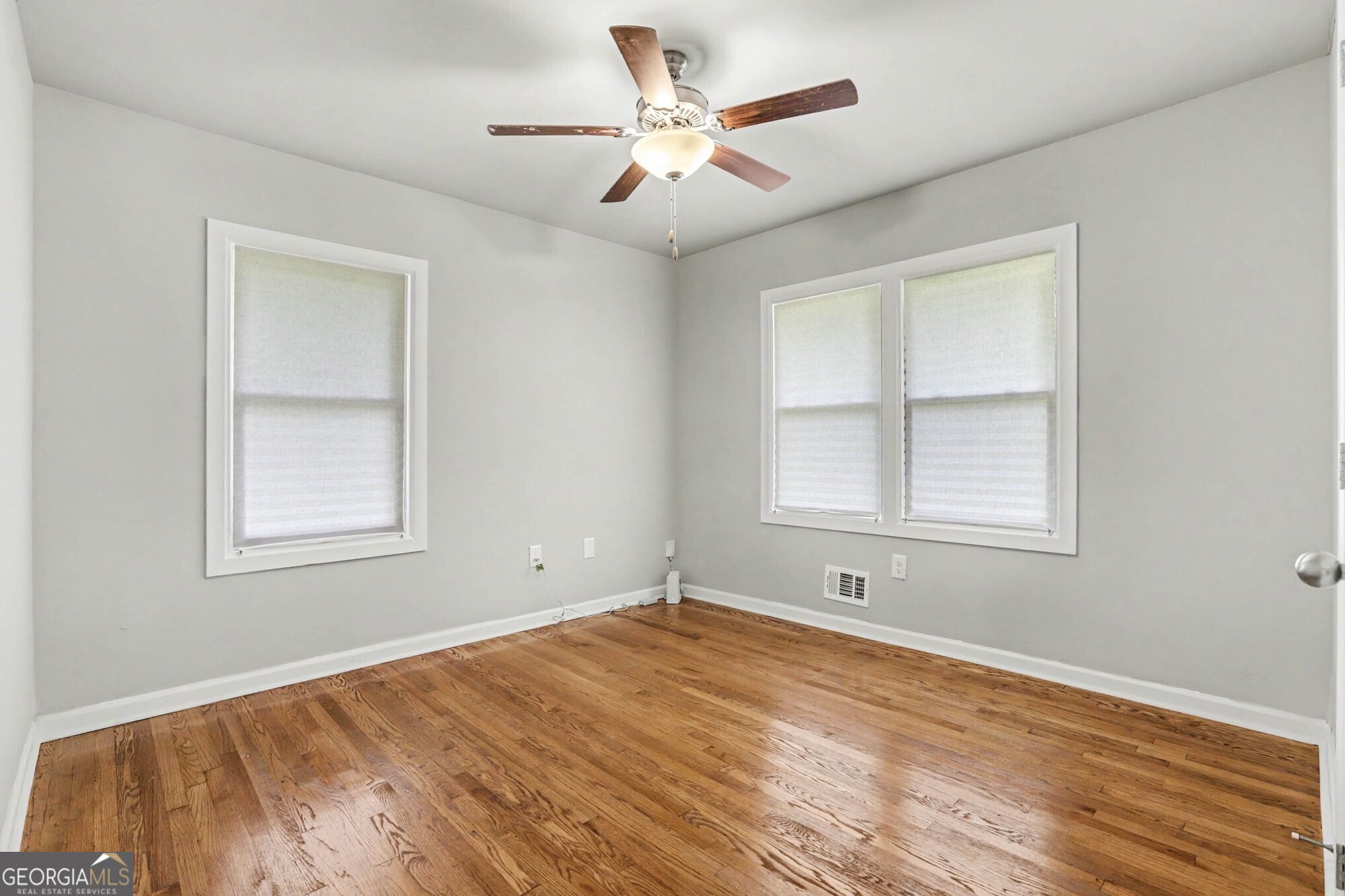 1614 Flintwood Drive Se Property Photo 18
