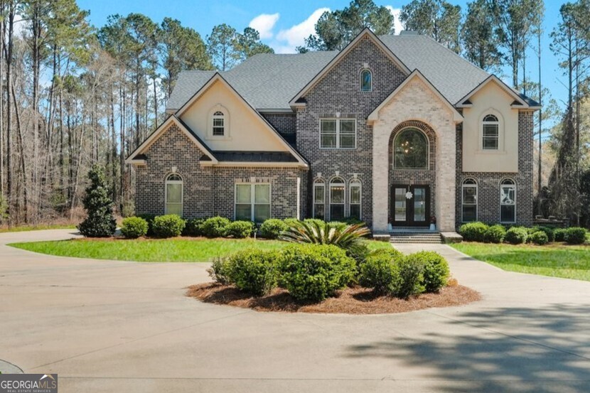 1212 Plantation Circle Property Photo 1