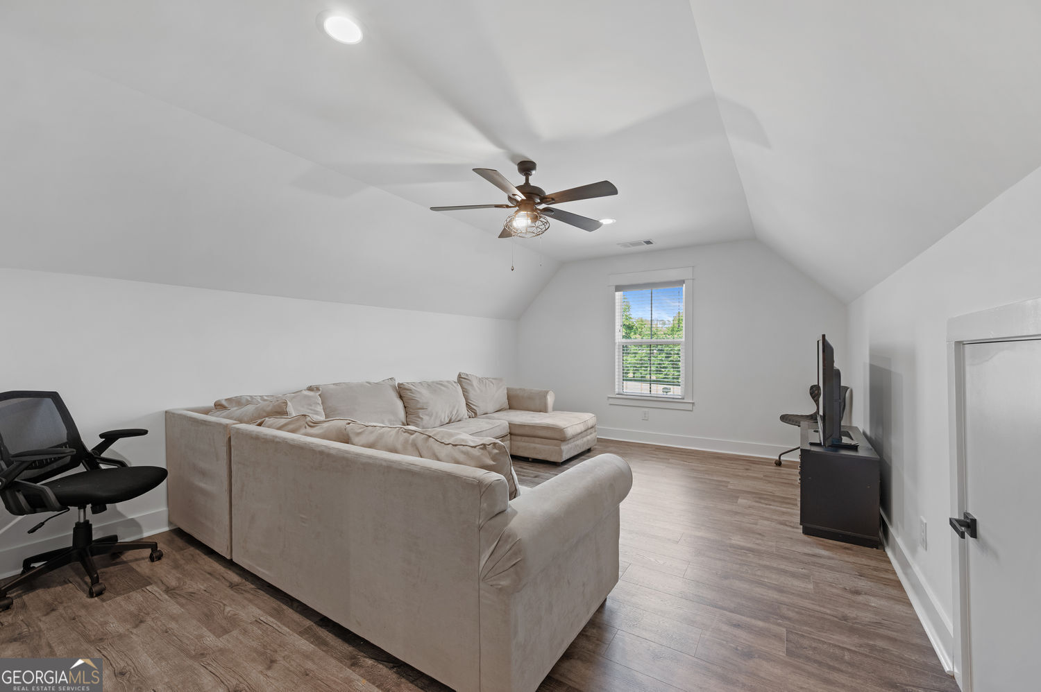 449 Hollingshed Road Property Photo 40
