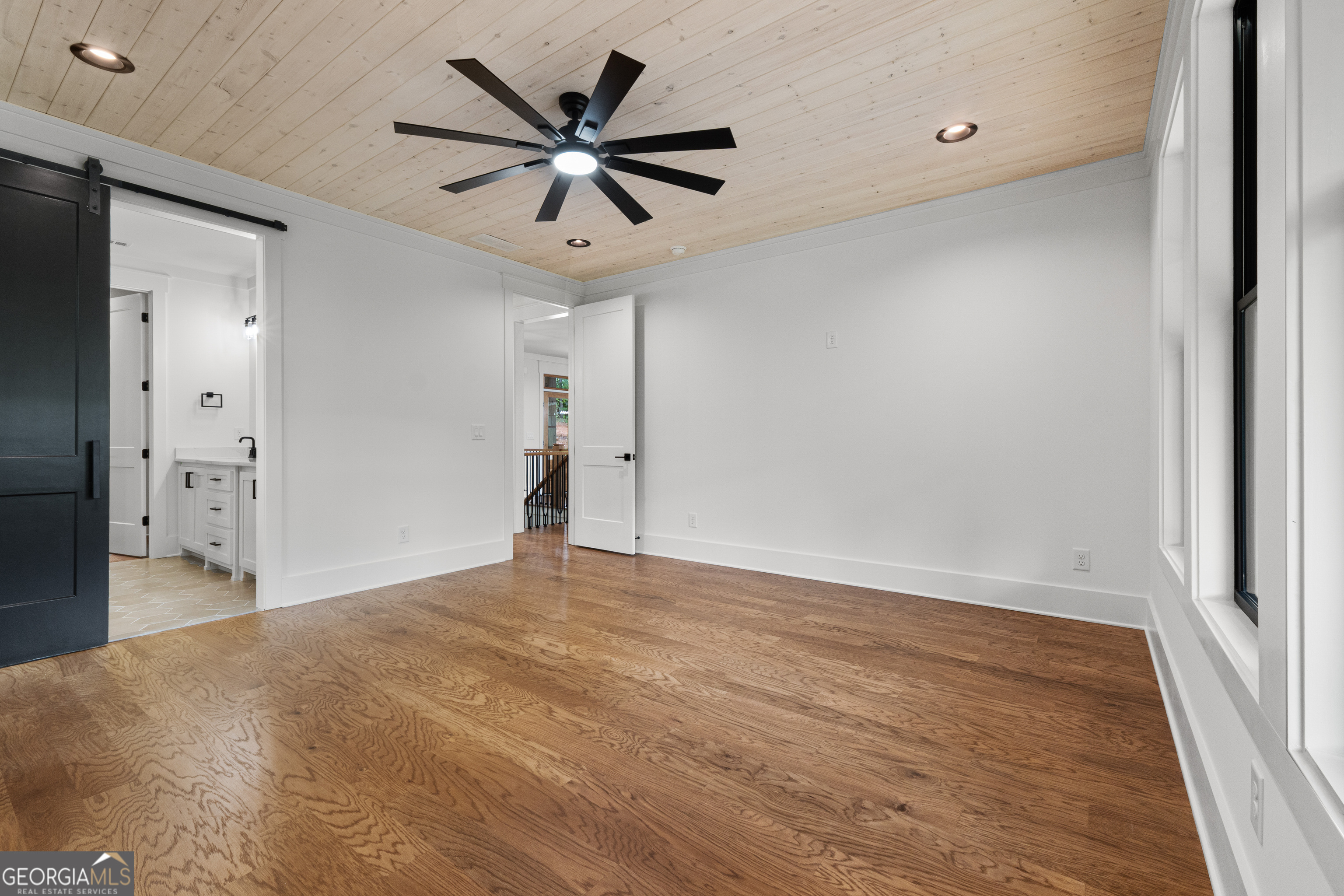 681 Warren Road Property Photo 10