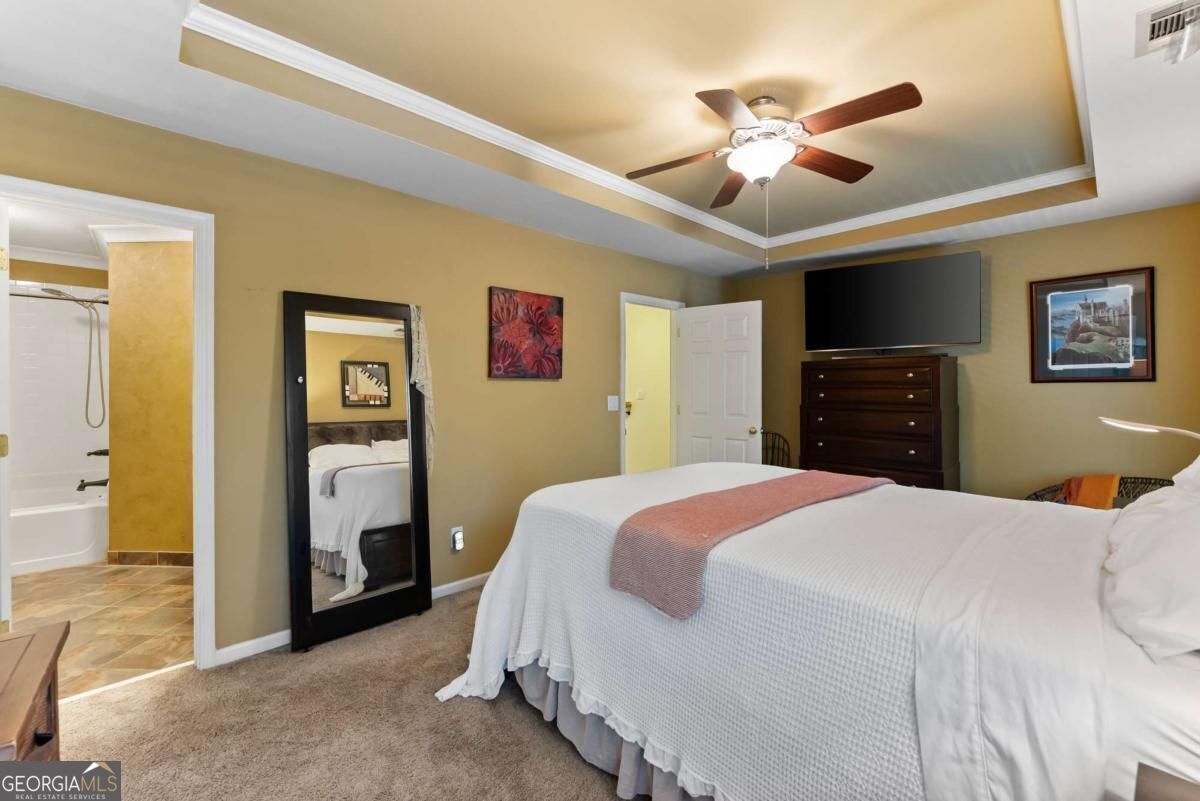 2105 Millgate Lane Property Photo 18