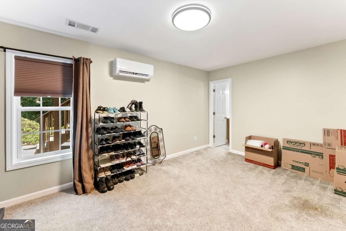 2105 Millgate Lane Property Photo 30