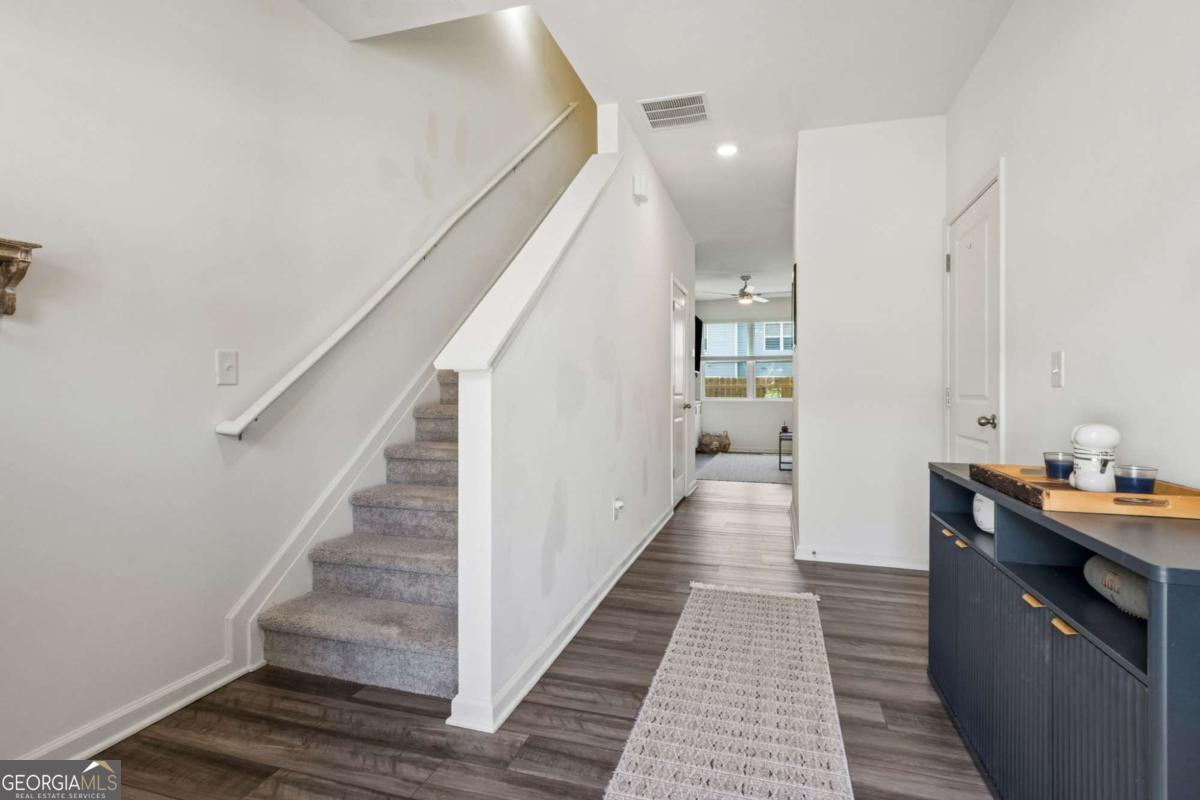 202 Fenchurch Way Property Photo 5