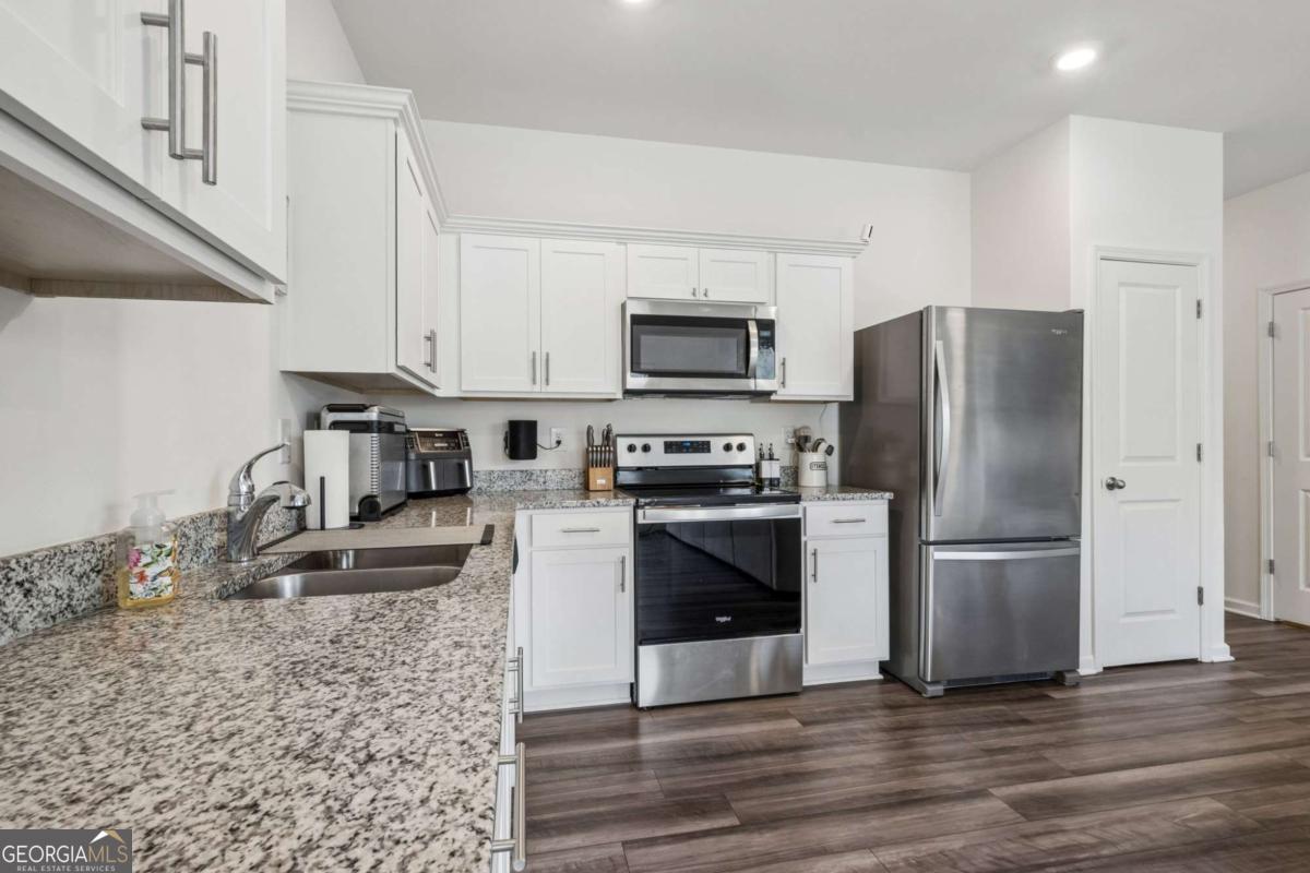 202 Fenchurch Way Property Photo 14