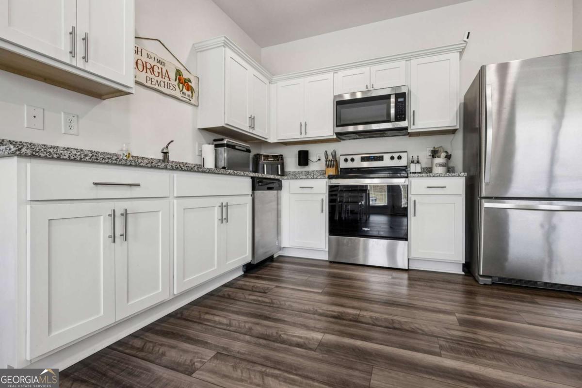 202 Fenchurch Way Property Photo 18