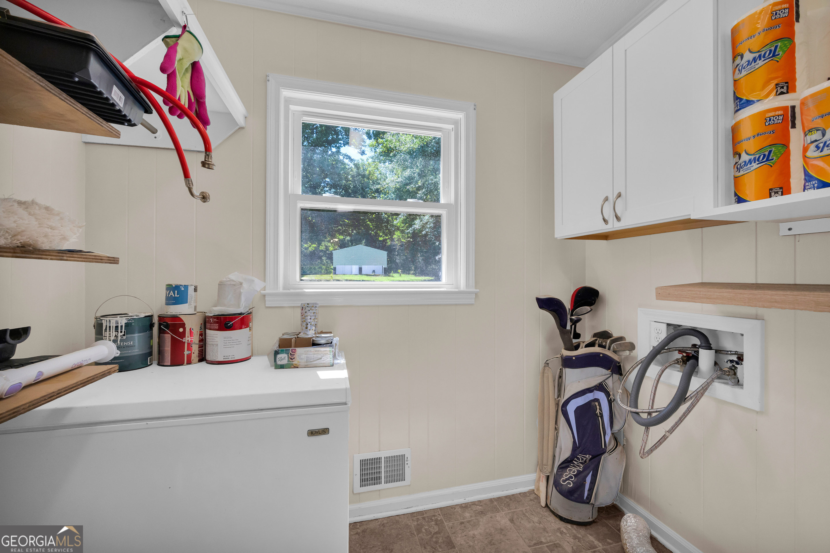 101 W Hendricks Street Property Photo 13
