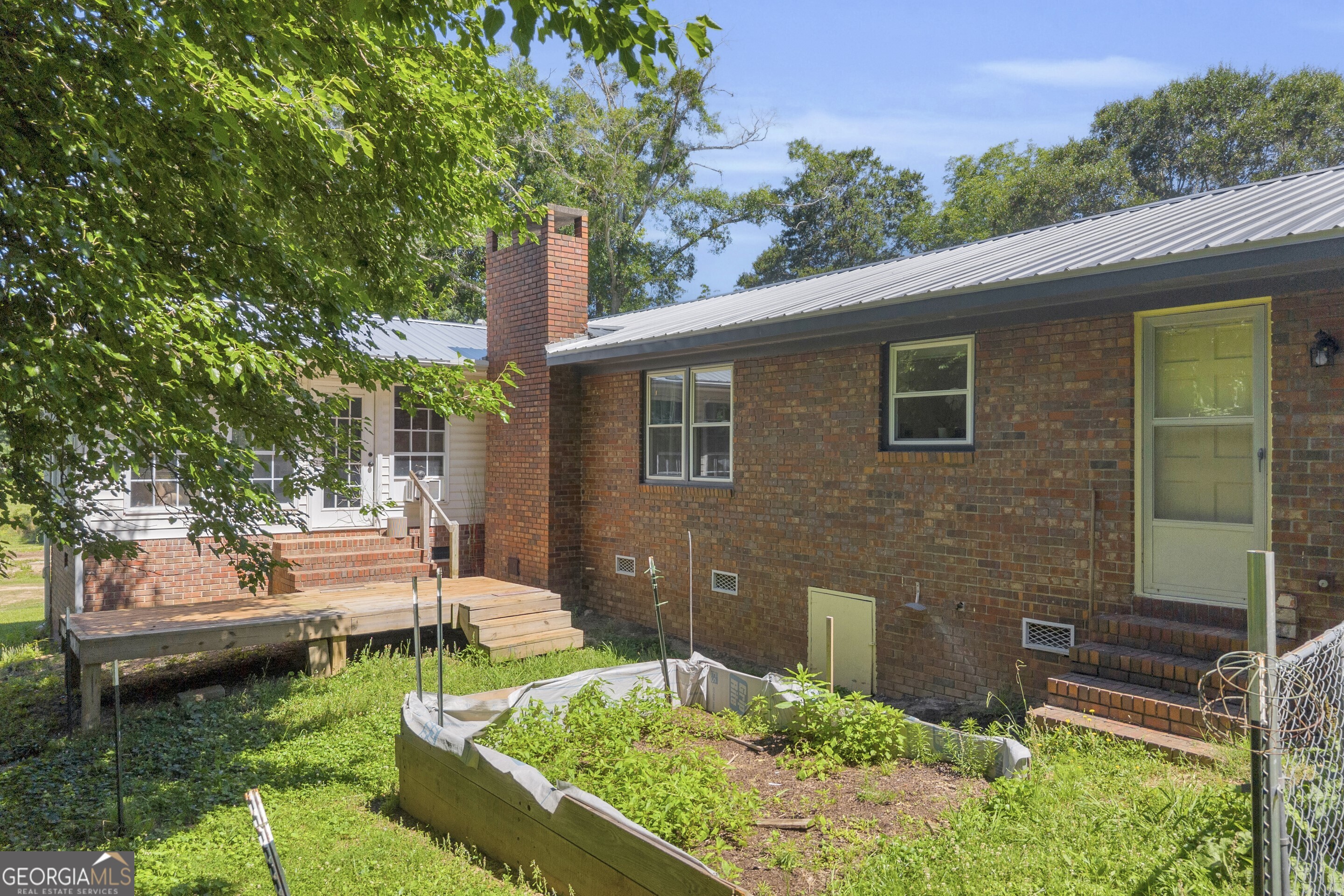101 W Hendricks Street Property Photo 48