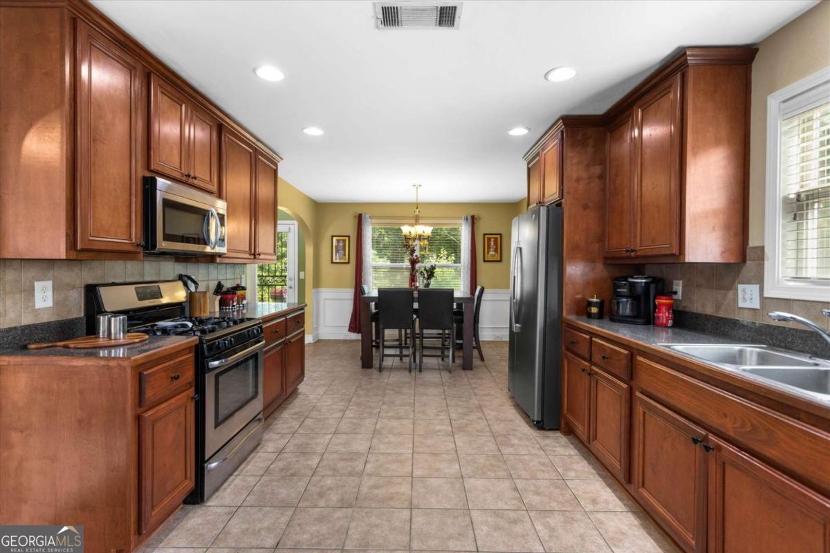 3995 Lucas Lane Property Photo 11