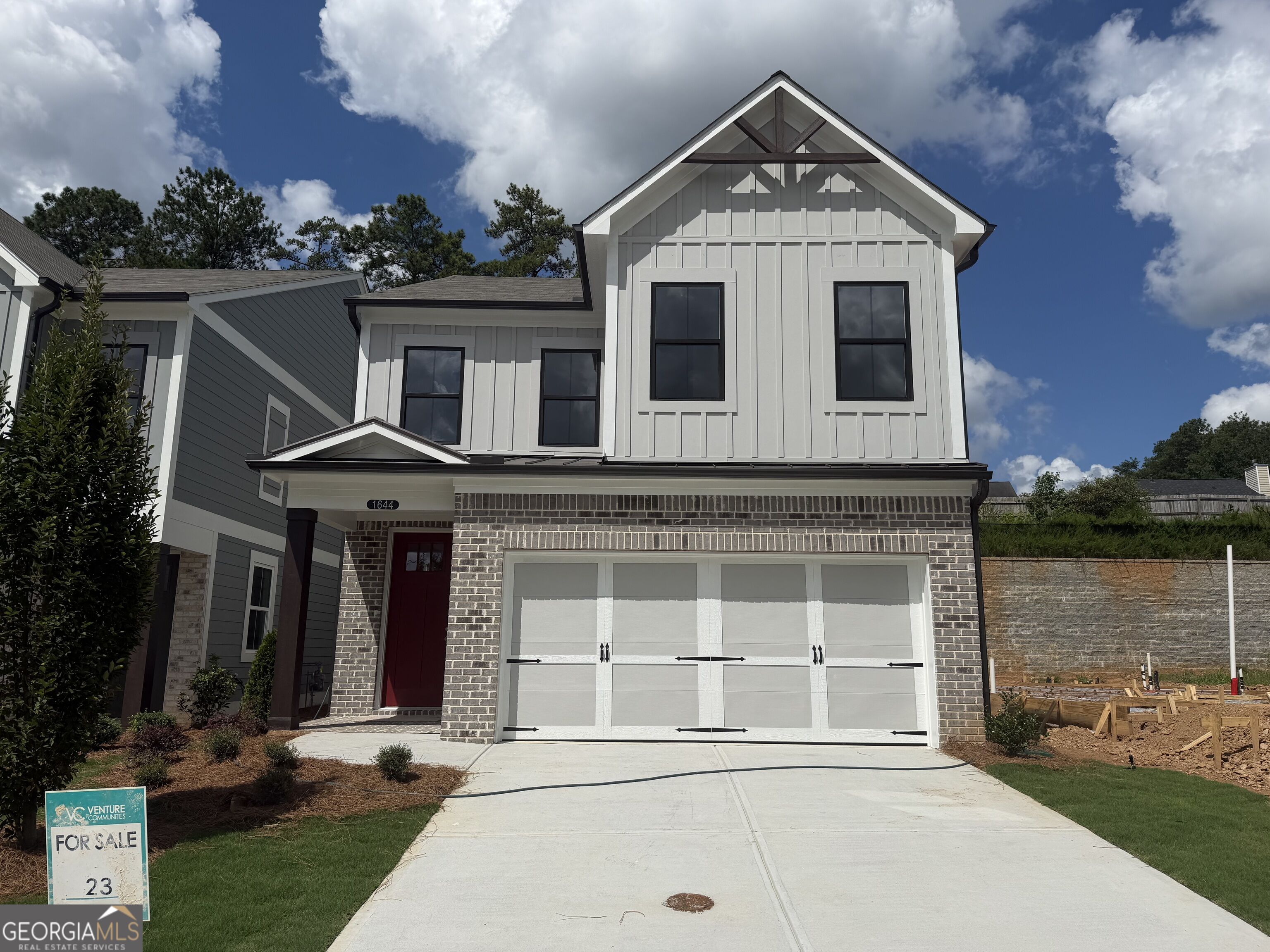 1644 Crestcreek Court
