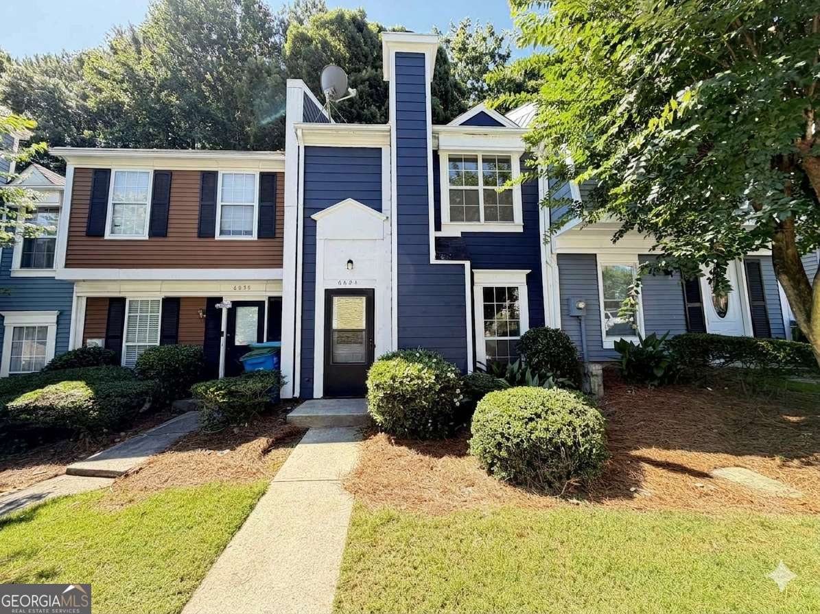 6624 Wellington Square Property Photo 1