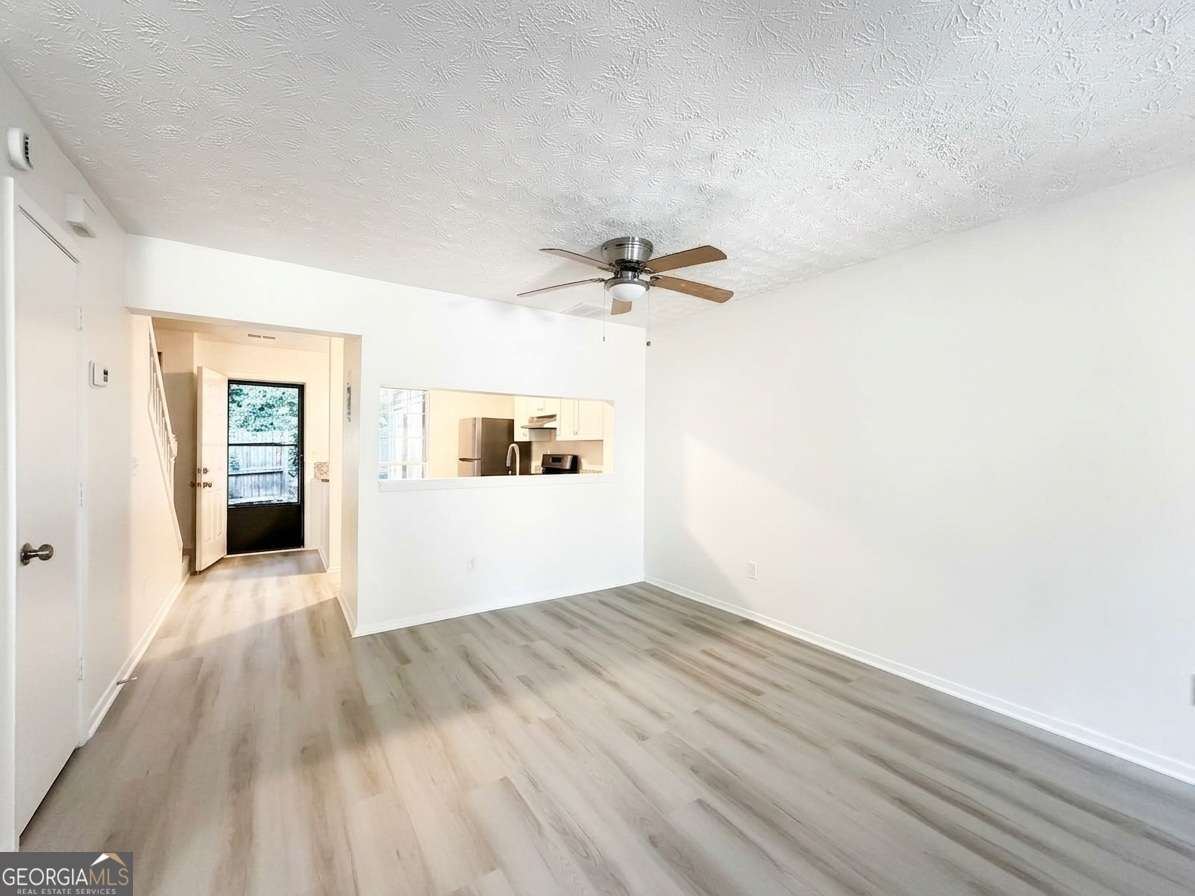 6624 Wellington Square Property Photo 11
