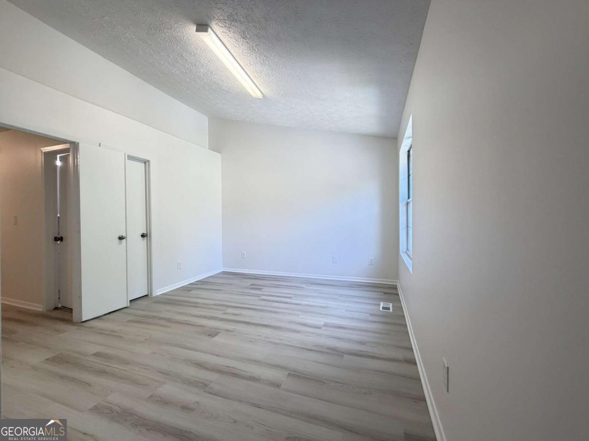 6624 Wellington Square Property Photo 27