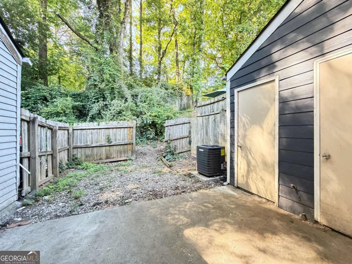 6624 Wellington Square Property Photo 29