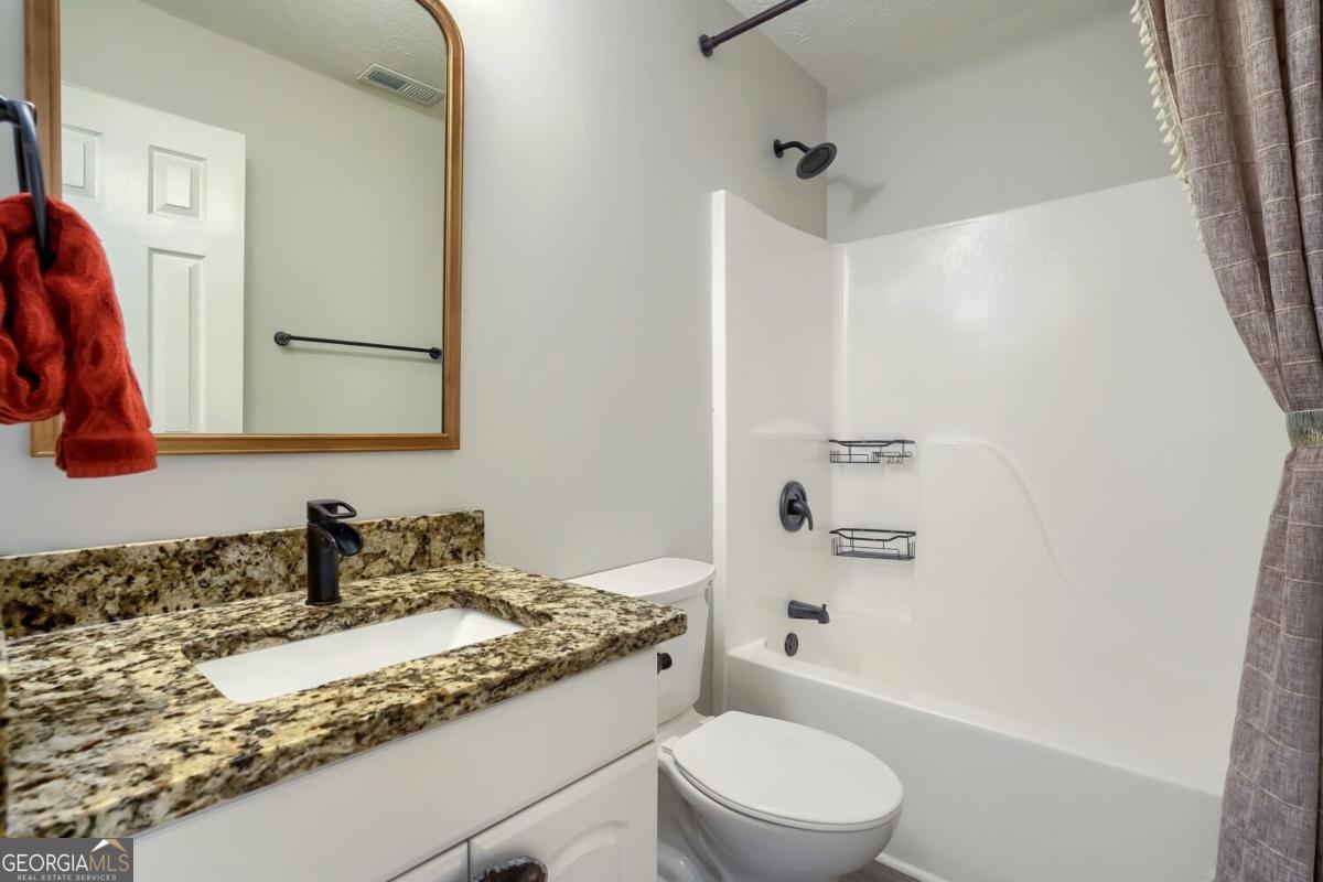 633 Effie Drive Property Photo 16