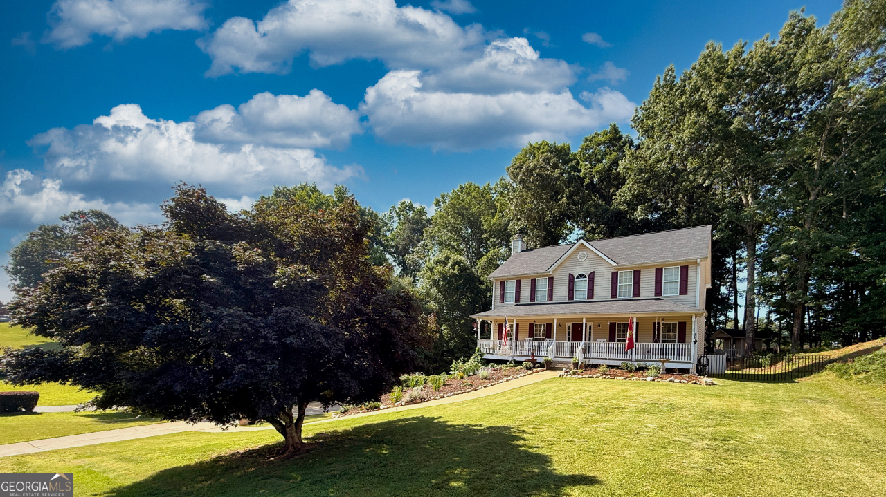 1049 Fieldstone Drive Property Photo 4