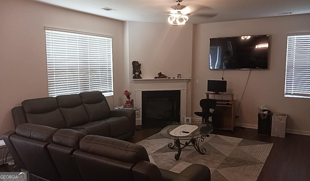 1033 Eldon Lane Property Photo 13