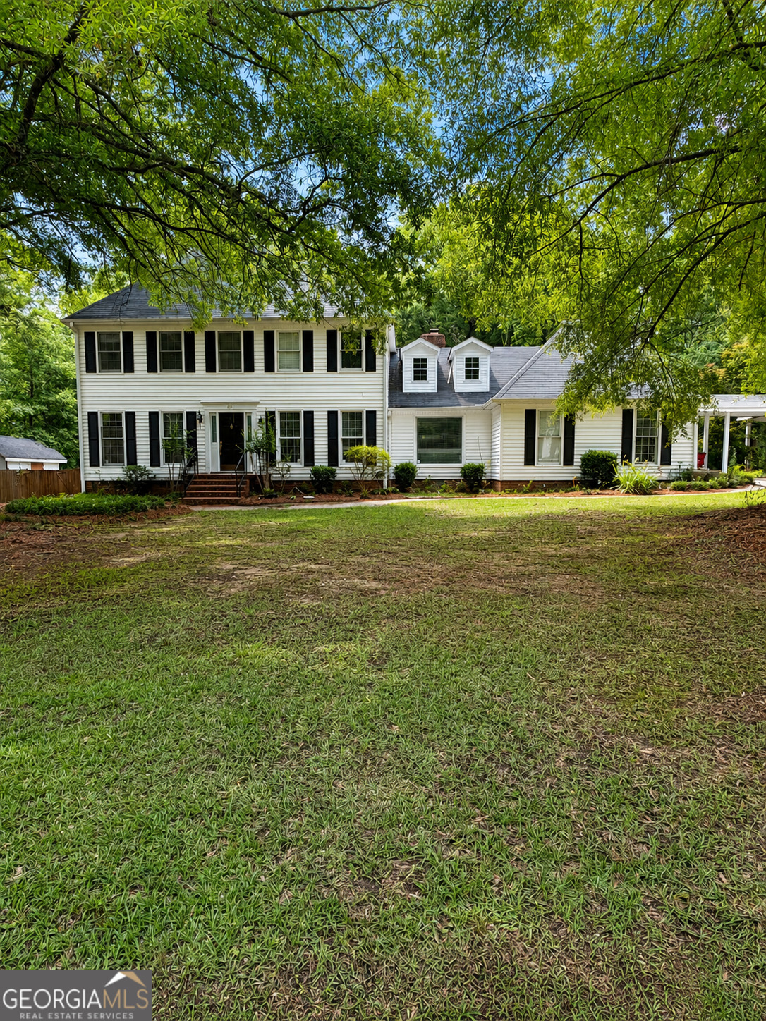 311 Castlegate Road Property Photo 2