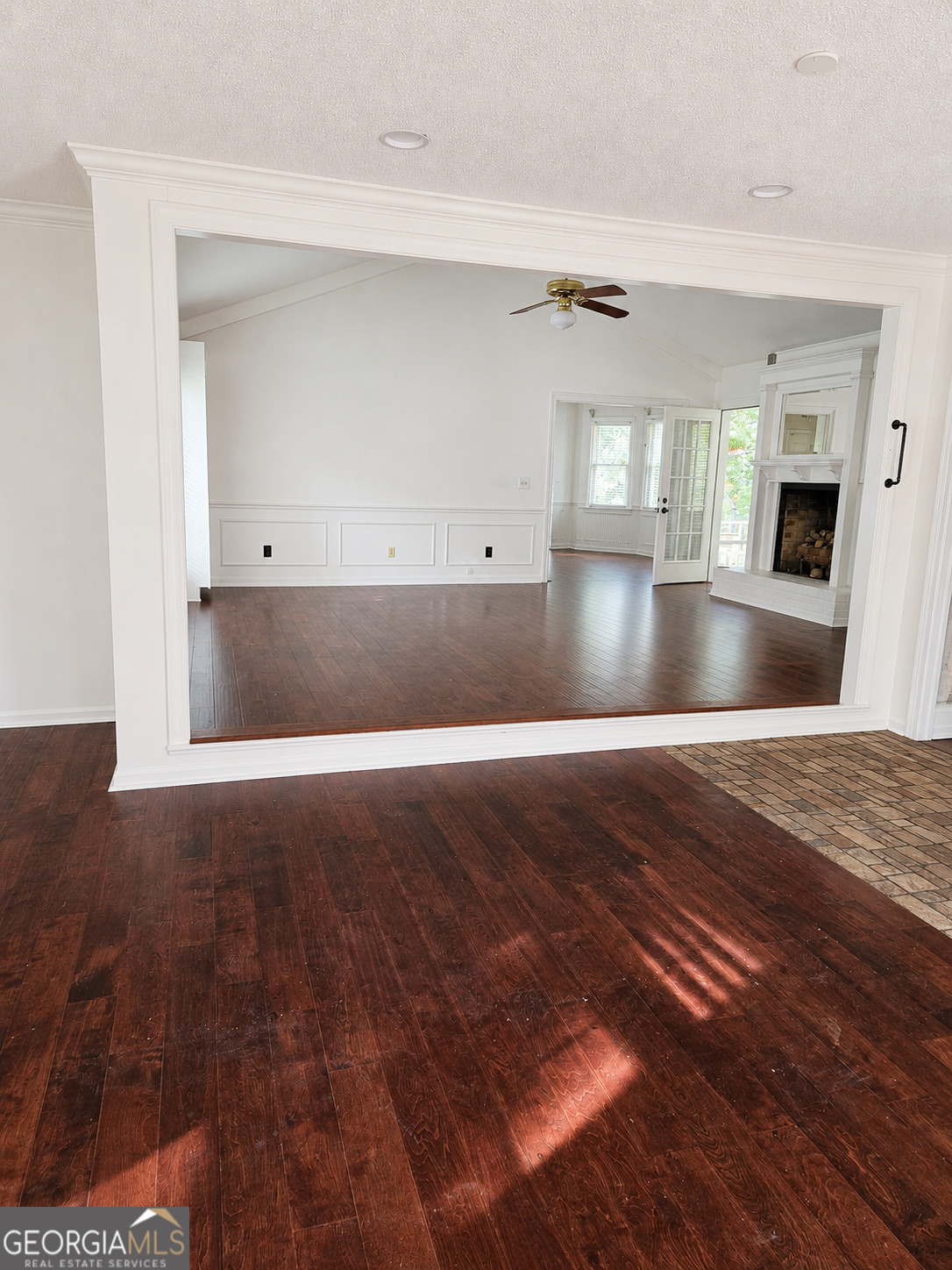 311 Castlegate Road Property Photo 5