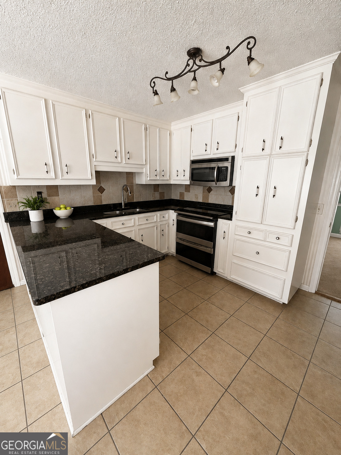 311 Castlegate Road Property Photo 8