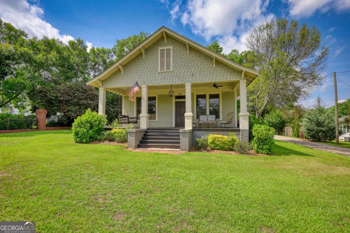 5143 Floyd Street Property Photo 1